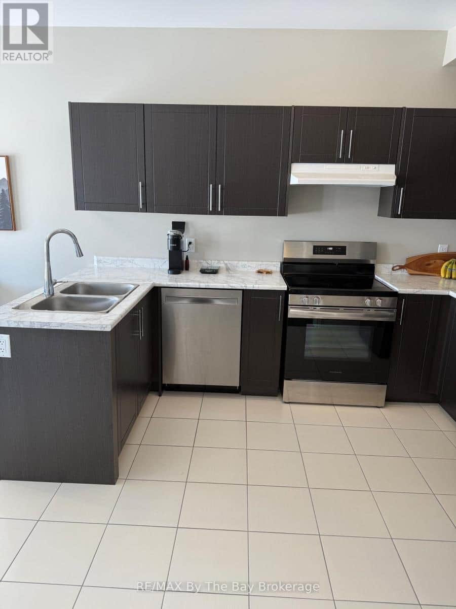 286 SPRINGFIELD CRESCENT - Photo 5 of 14, Clearview (Stayner), Ontario