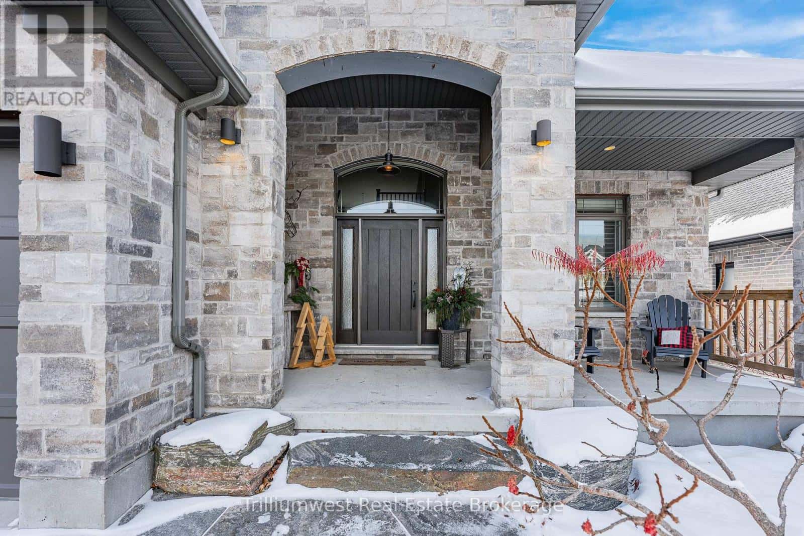 45 ZADUK PLACE — Guelph (Kortright East), Ontario - Photo 2 of 48