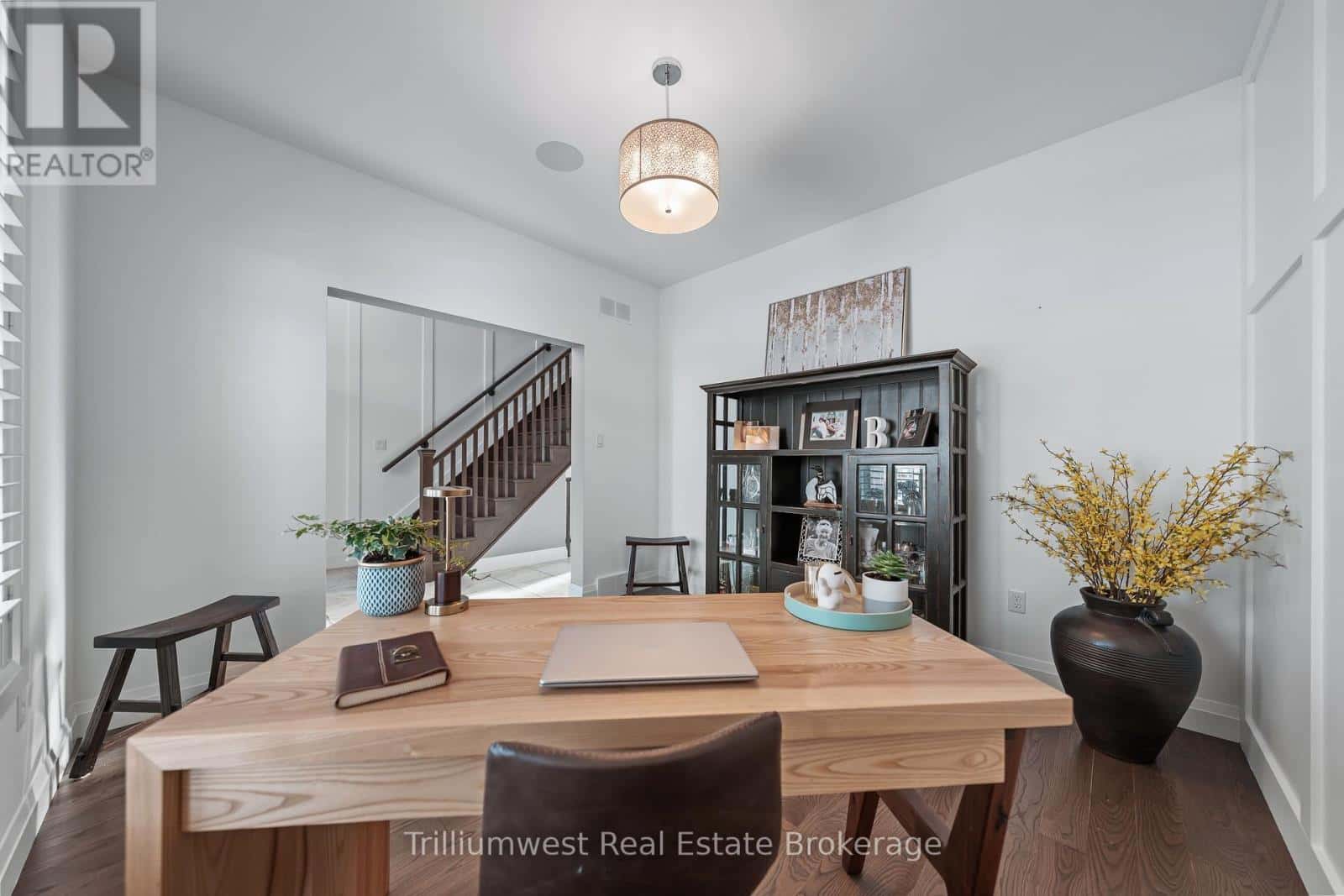 45 ZADUK PLACE — Guelph (Kortright East), Ontario - Photo 5 of 48