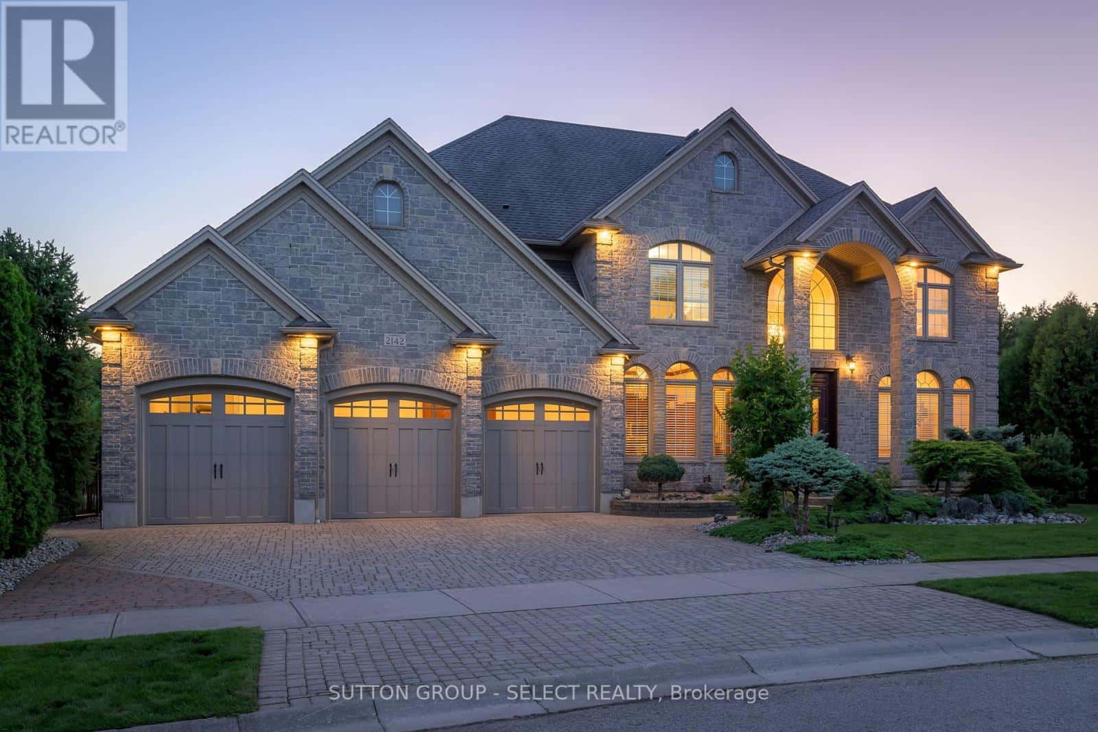 2142 VALLEYRUN BOULEVARD — London North (North R), Ontario - Photo 3 of 46