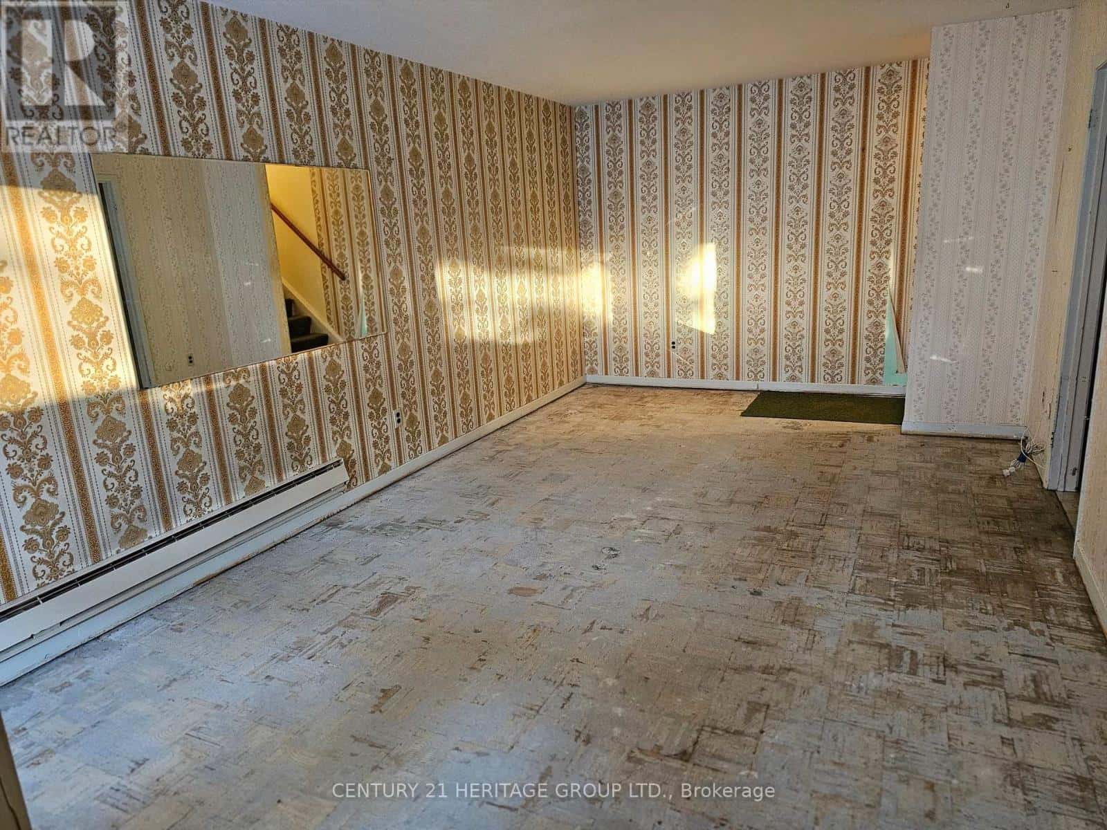 161 - 70 DRIFTWOOD AVENUE — Toronto (Glenfield-Jane Heights), Ontario - Photo 2 of 19