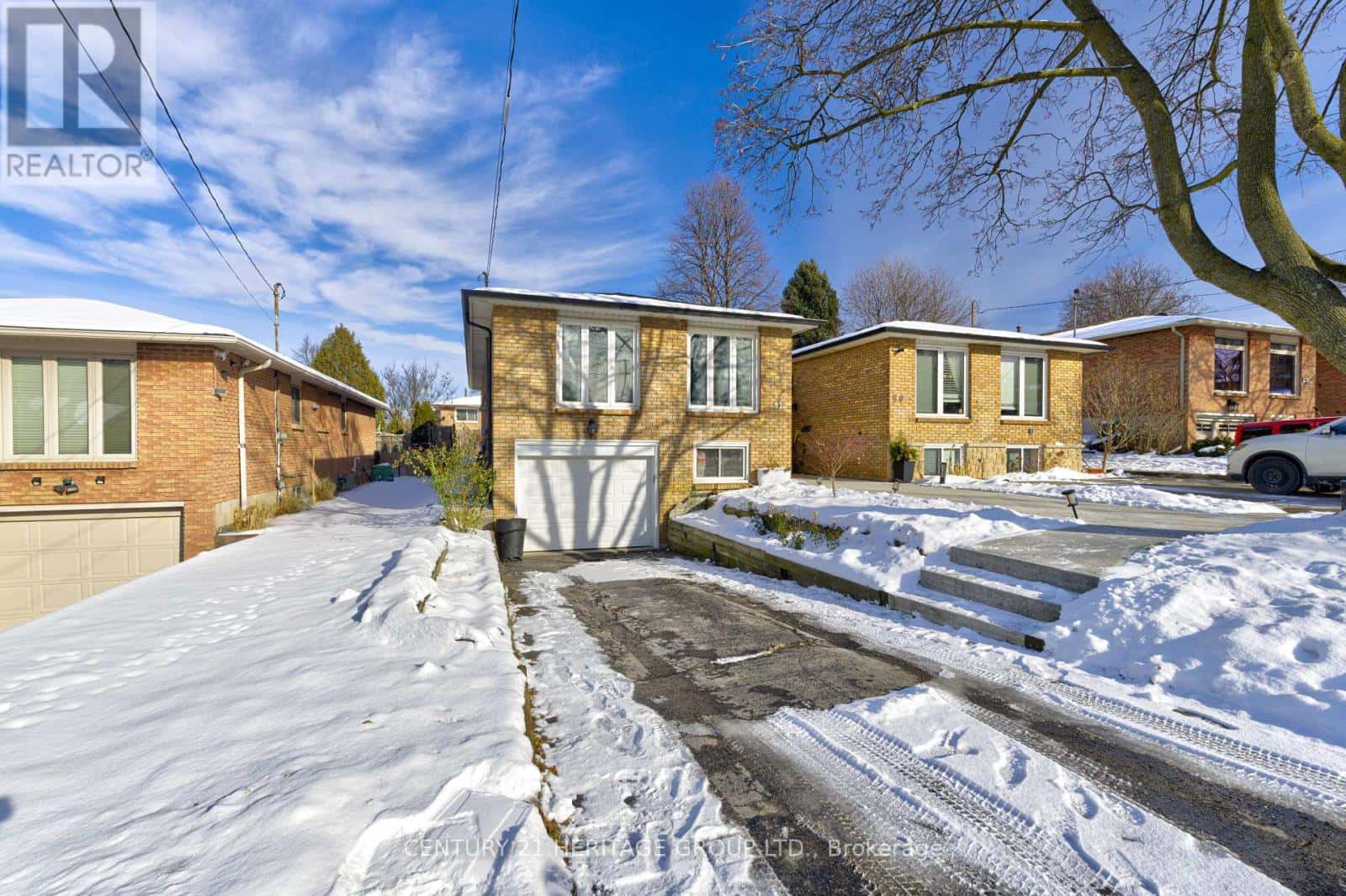 92 HORNING DRIVE — Hamilton (Fessenden), Ontario - Photo 4 of 37