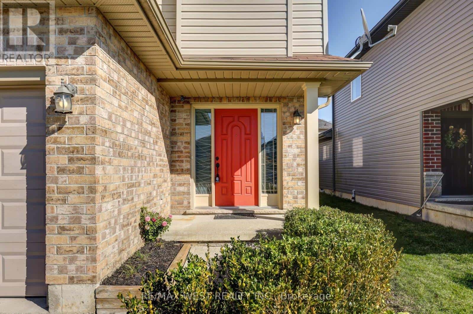 63 HAVENWOOD STREET — Middlesex Centre (Ilderton), Ontario - Photo 3 of 50