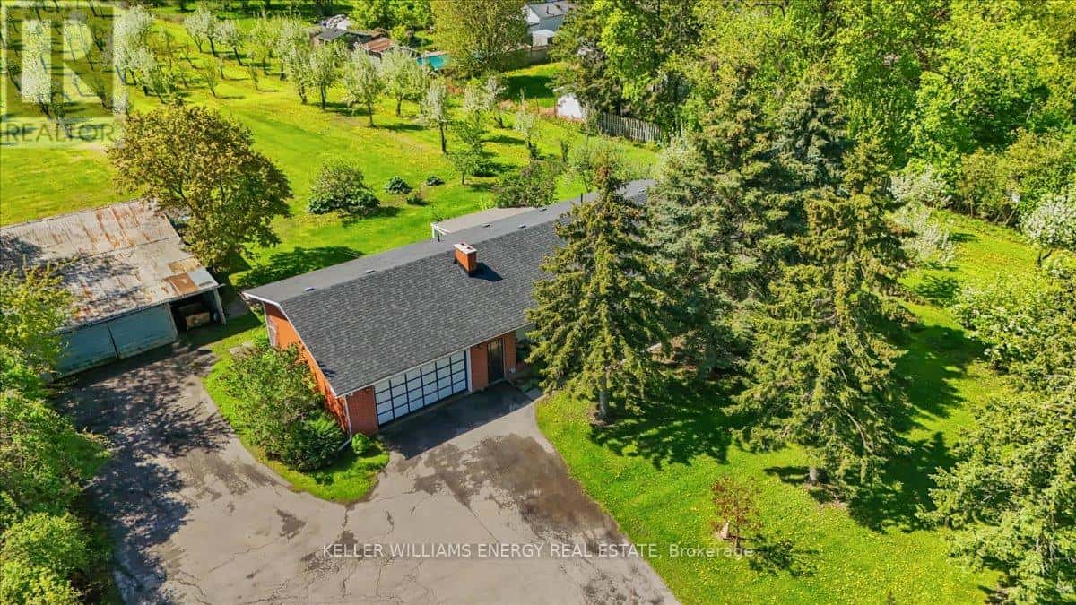 2263 HWY 2 HIGHWAY — Clarington, Ontario - Photo 5 of 47