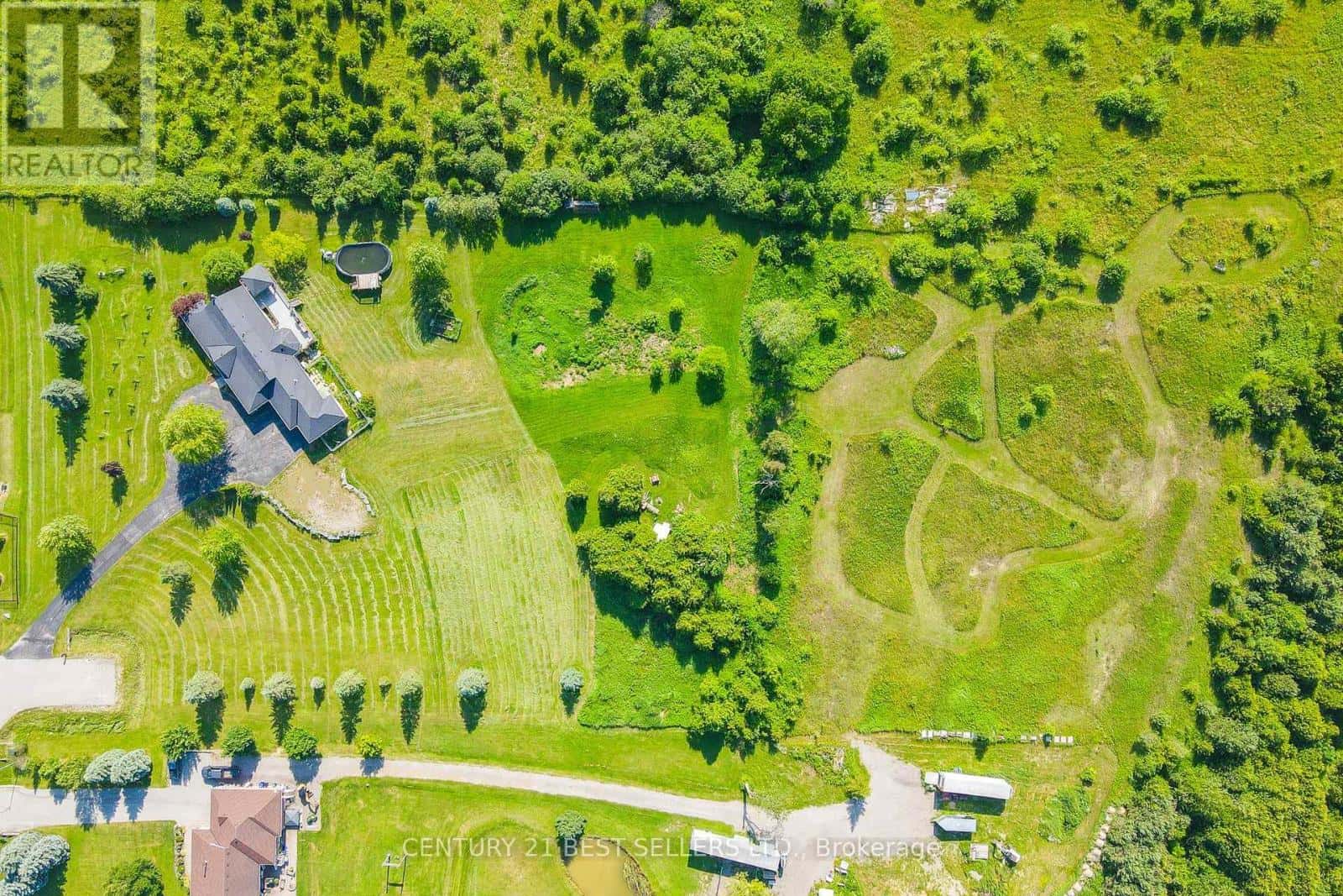 14 PIONEER RIDGE COURT — Essa, Ontario - Photo 4 of 40