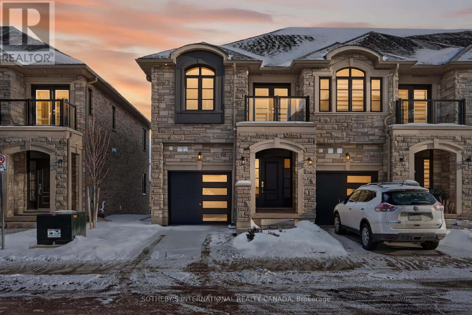 675 Victoria Road North 12