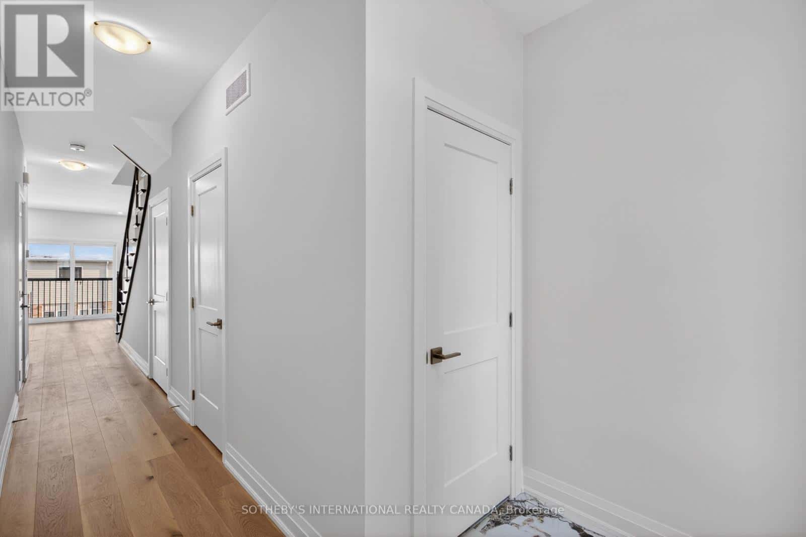 12 - 675 VICTORIA ROAD N — Guelph (Victoria North), Ontario - Photo 4 of 34