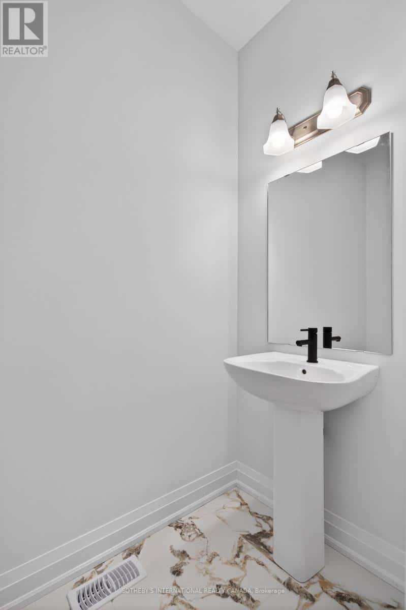 12 - 675 VICTORIA ROAD N — Guelph (Victoria North), Ontario - Photo 5 of 34