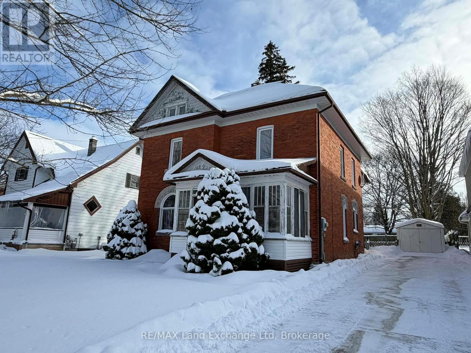 327 FRANCES STREET — North Huron (Wingham), Ontario - Main photo