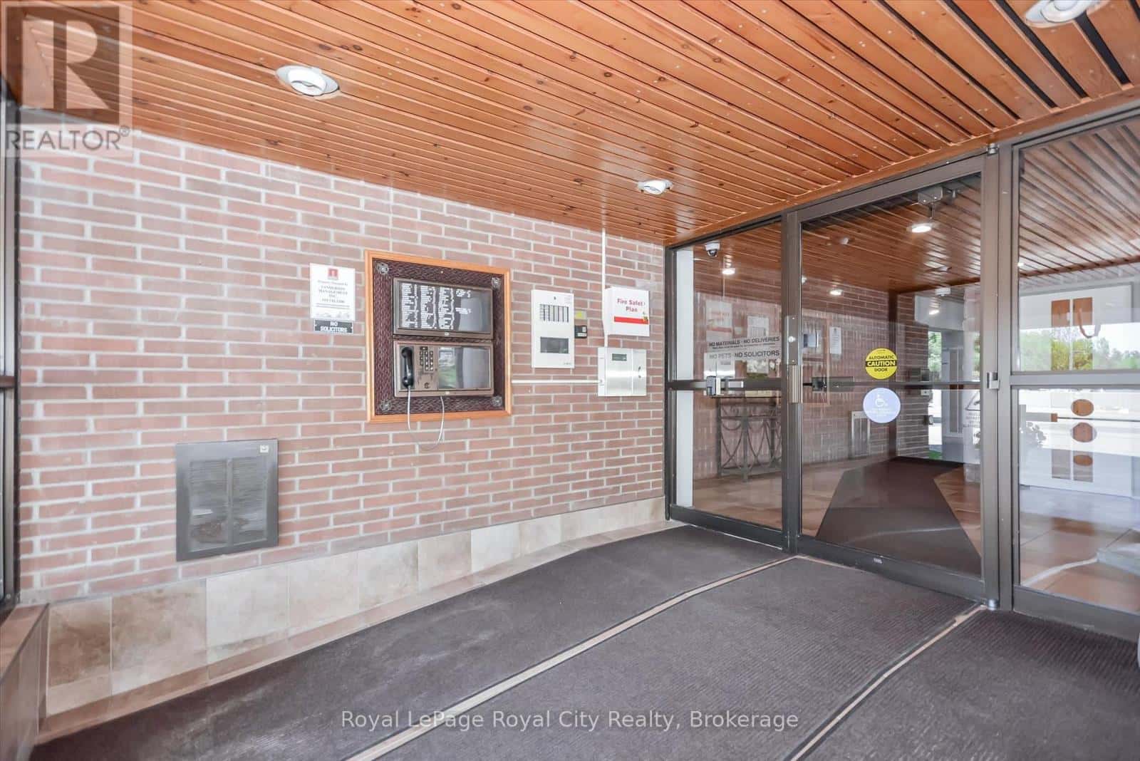 501 - 22 MARILYN DRIVE — Guelph (Riverside Park), Ontario - Photo 5 of 48