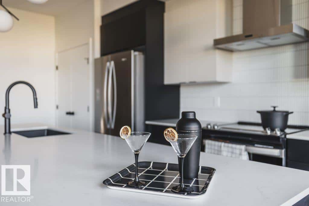 163 GARNEAU GA — Spruce Grove, Alberta - Photo 4 of 18