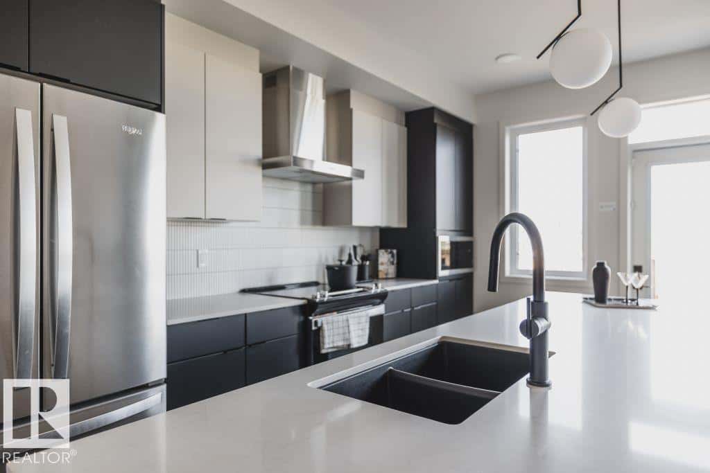 163 GARNEAU GA — Spruce Grove, Alberta - Photo 5 of 18