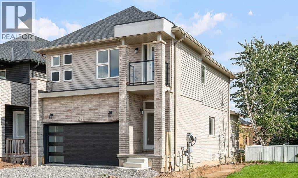 103 MCLAUGHLIN Street — Welland, Ontario - Photo 2 of 22