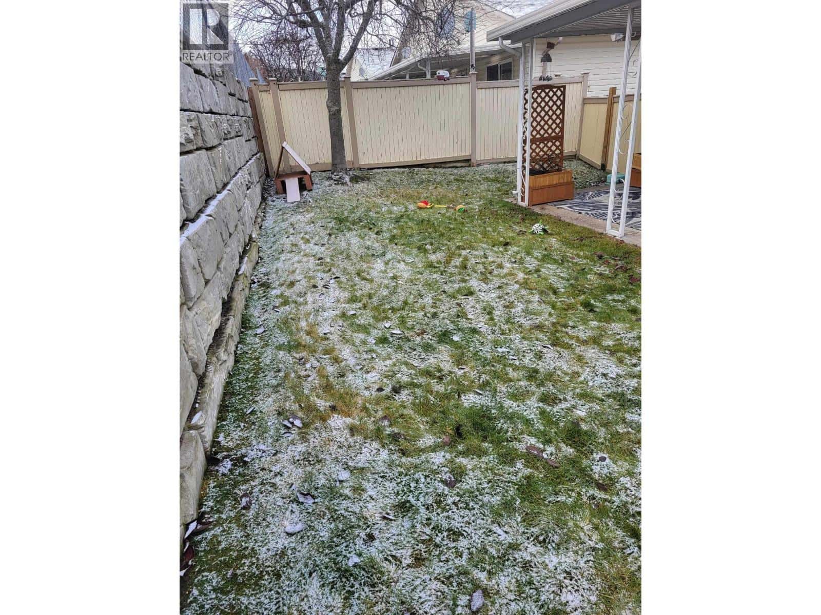 39 500 WOTZKE DRIVE — Williams Lake, British Columbia - Photo 2 of 15