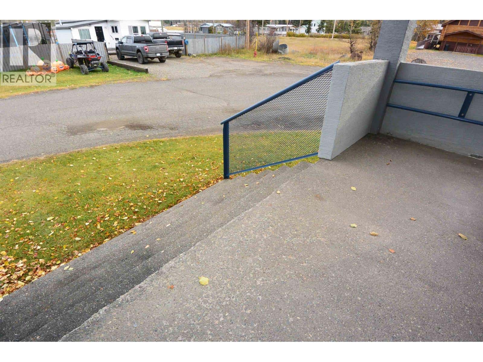 2081 WINTER AVENUE — Houston, British Columbia - Photo 4 of 29