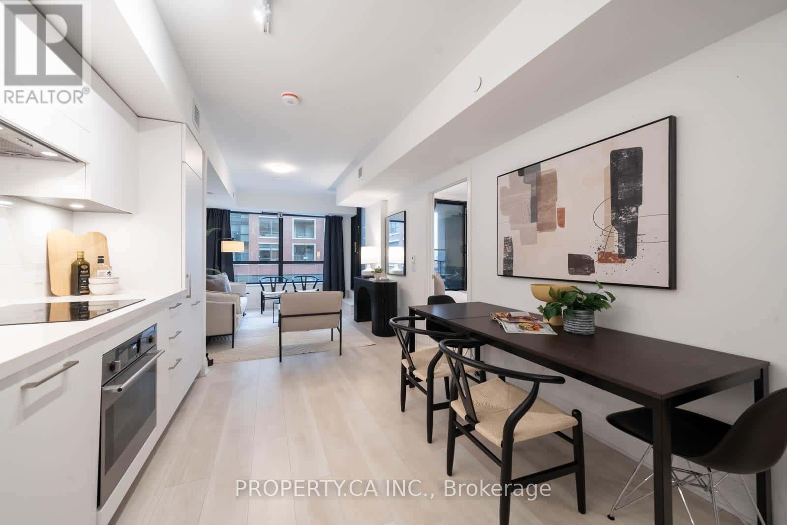 303 - 33 FREDERICK TODD WAY — Toronto (Leaside), Ontario - Photo 4 of 23