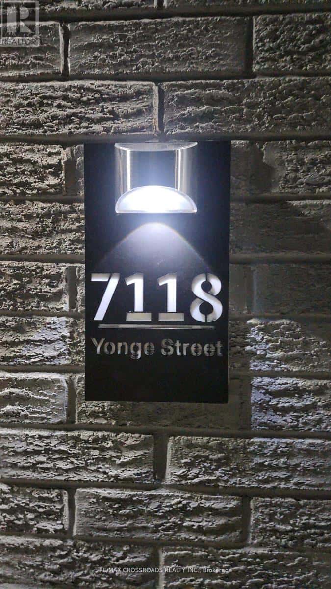 7118 YONGE STREET — Innisfil, Ontario - Photo 2 of 40