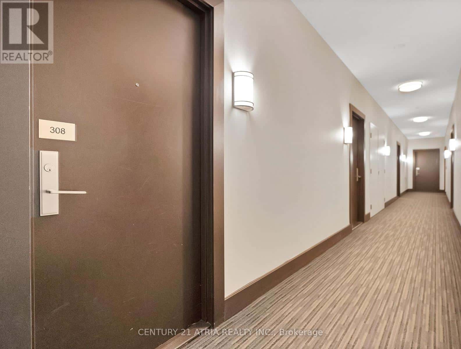 308 - 30 HERONS HILL WAY — Toronto (Henry Farm), Ontario - Photo 5 of 26