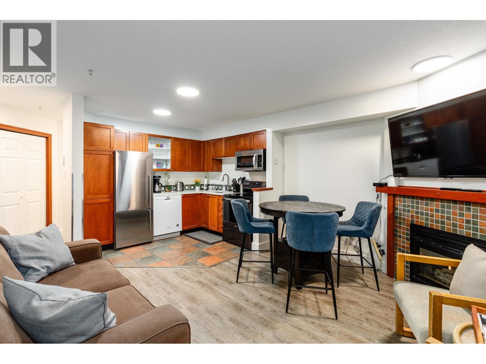 24/24A 4388 NORTHLANDS BOULEVARD — Whistler, British Columbia - Main photo