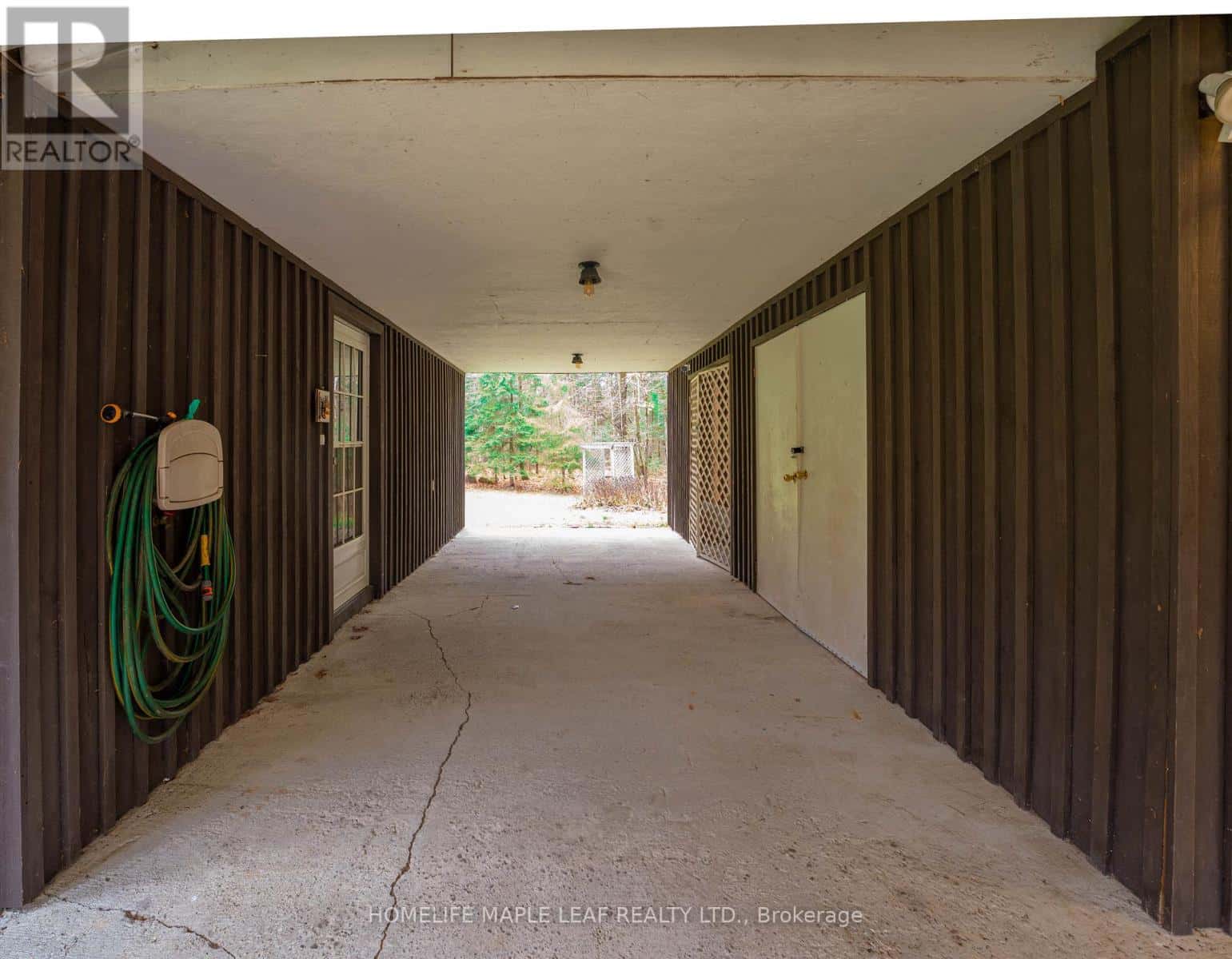 1507 MUSKOKA 117 ROAD — Bracebridge (Macaulay), Ontario - Photo 4 of 44