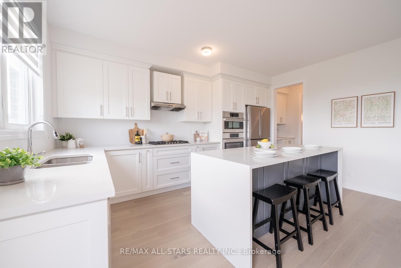 129 BUSATO DRIVE — Whitchurch-Stouffville (Stouffville), Ontario - Main photo