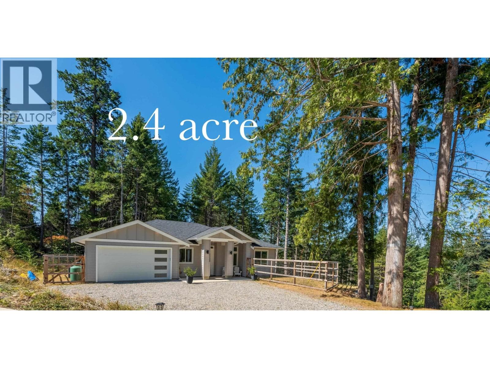 11120 SUNSHINE COAST HIGHWAY — Pender Harbour, British Columbia - Main photo