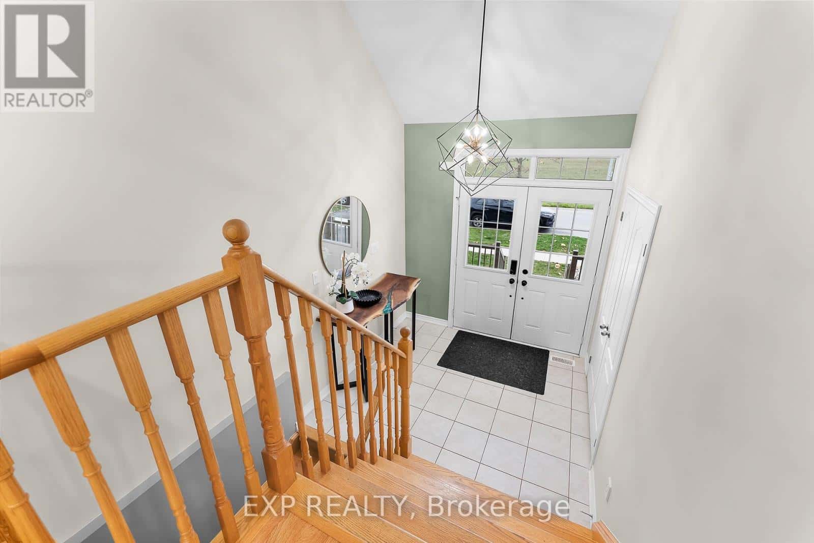 348 CONCESSION 3 ROAD — Niagara-on-the-Lake (St. Davids), Ontario - Photo 5 of 47