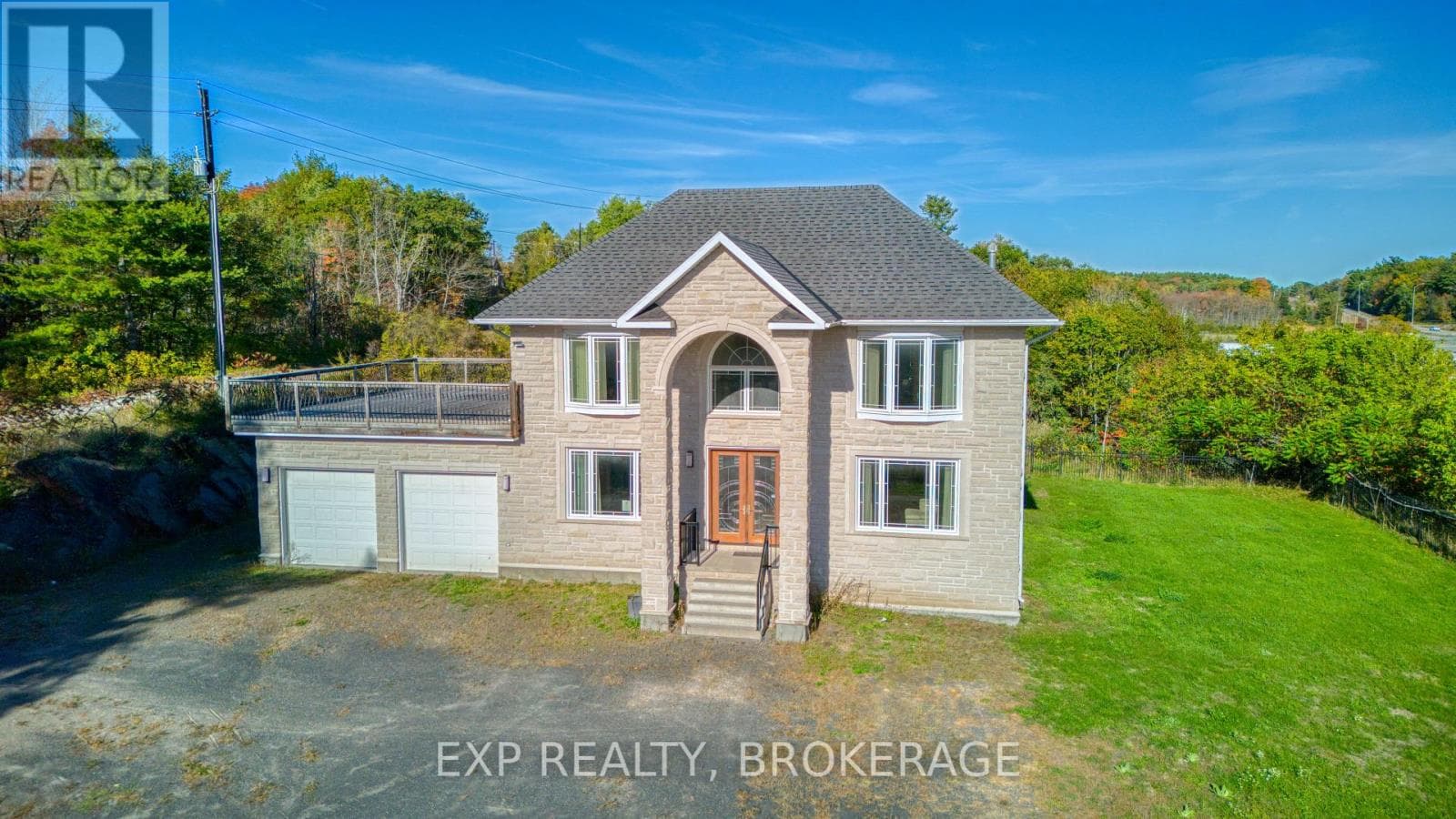 6 OLIVER ROAD — Addington Highlands (Addington Highlands), Ontario - Main photo