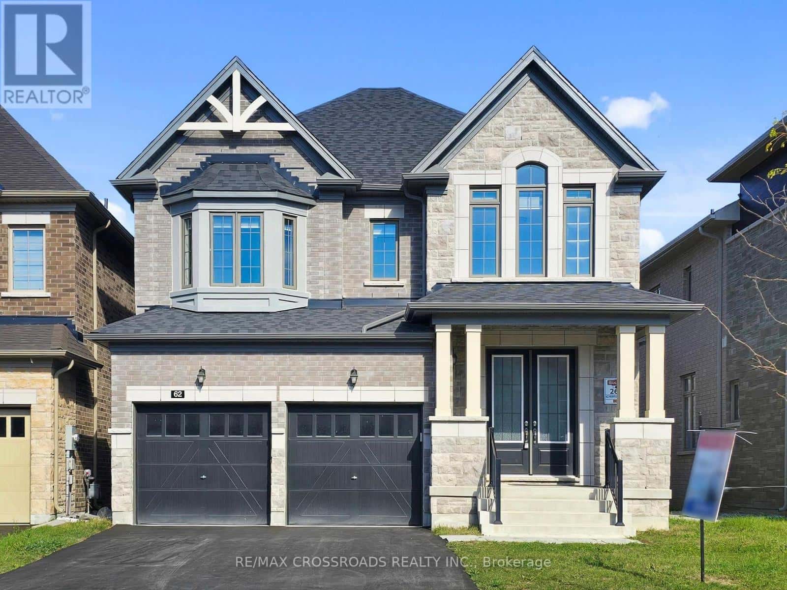 62 KENTLEDGE AVENUE — East Gwillimbury (Holland Landing), Ontario - Photo 2 of 50