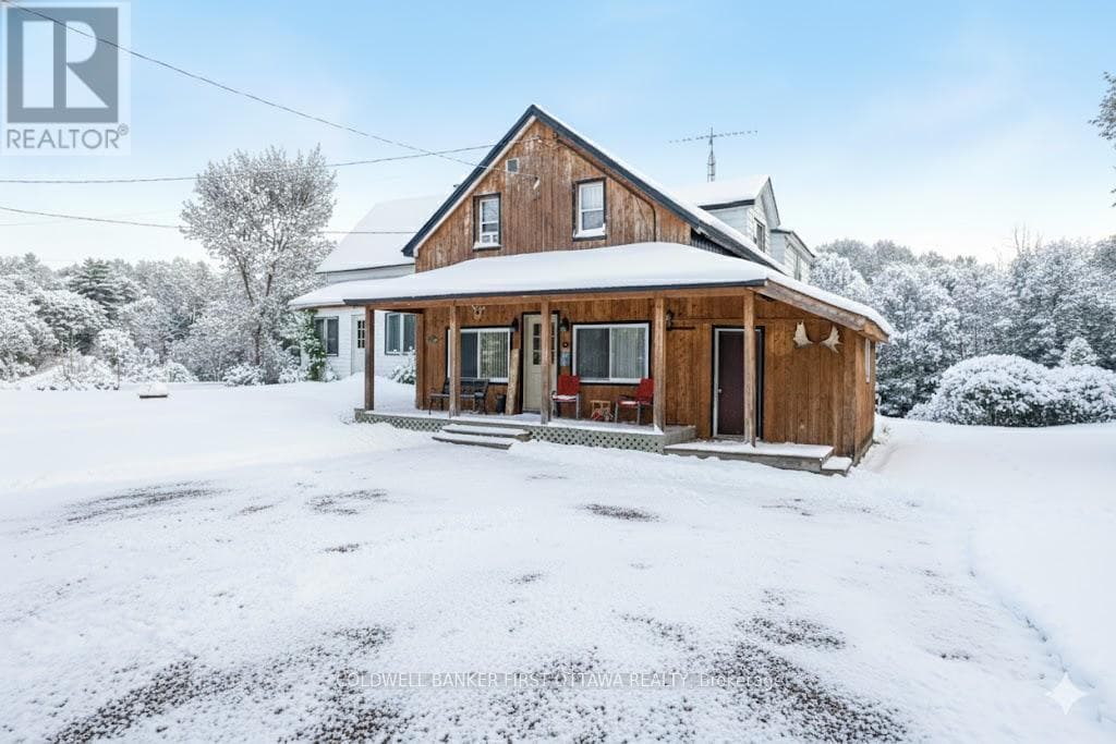 1373 FLOWER STATION ROAD — Lanark Highlands, Ontario - Main photo