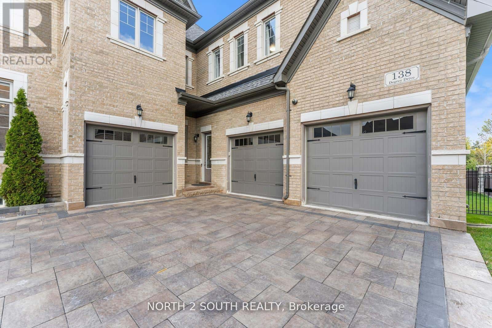 138 DEGREY DRIVE — Brampton (Bram East), Ontario - Photo 4 of 50