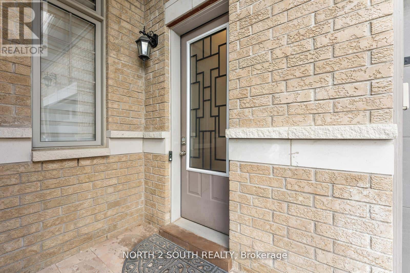 138 DEGREY DRIVE — Brampton (Bram East), Ontario - Photo 5 of 50