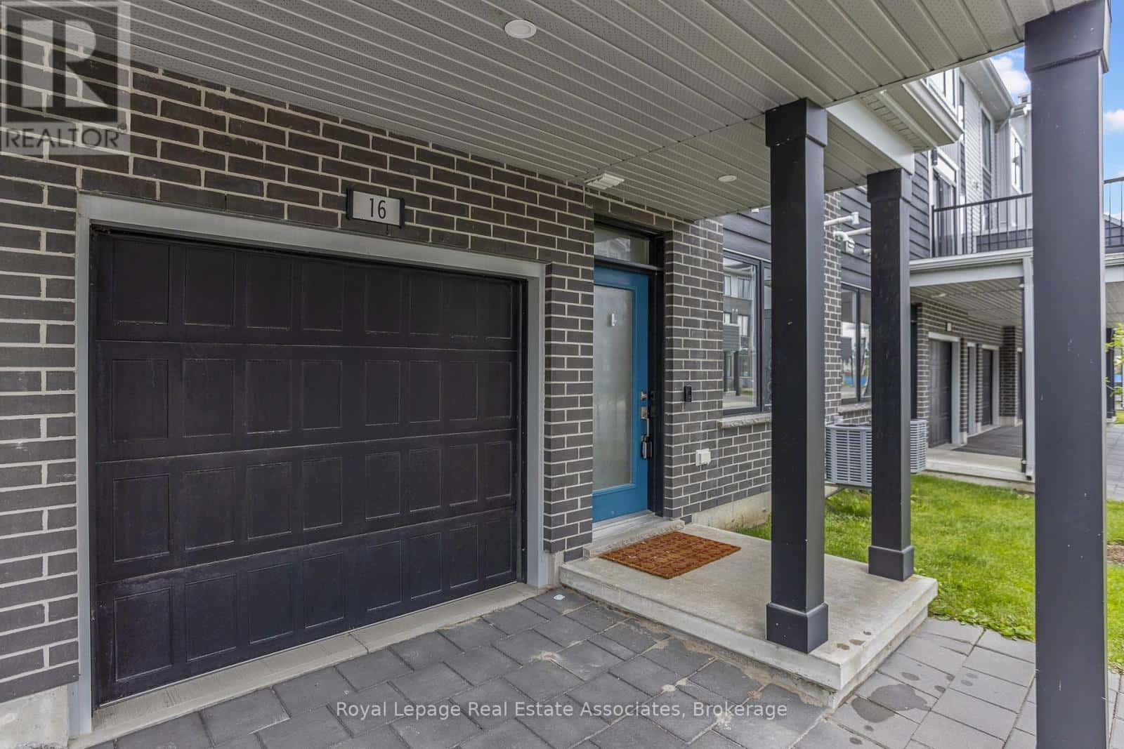 16 - 177 EDGEVALLEY ROAD — London East (East D), Ontario - Photo 4 of 39