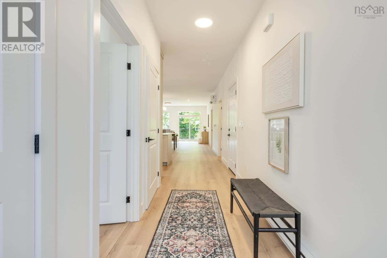 18 Whidden Avenue — Wolfville, Nova Scotia - Photo 3 of 32