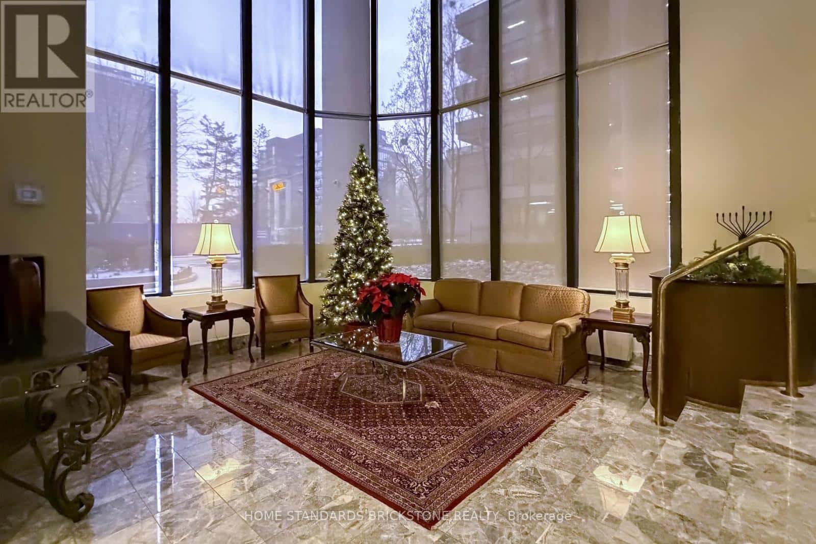 1001 - 40 ROSEHILL AVENUE — Toronto (Rosedale-Moore Park), Ontario - Photo 3 of 44