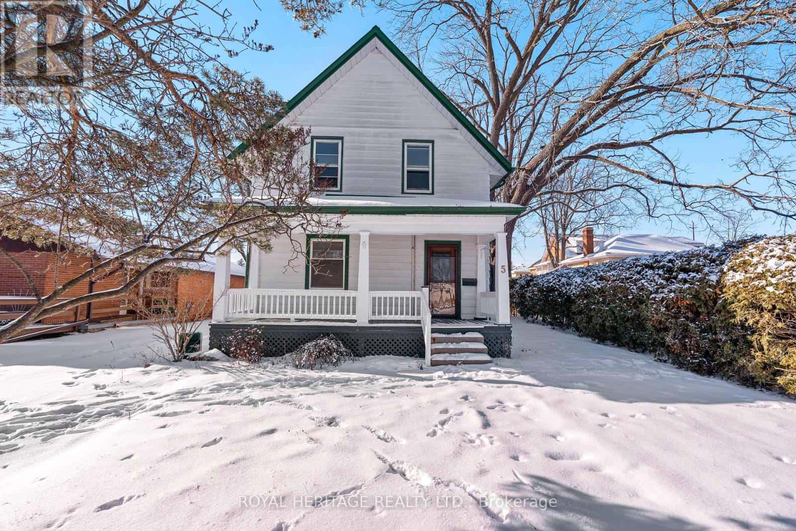 5 Adelaide Street South