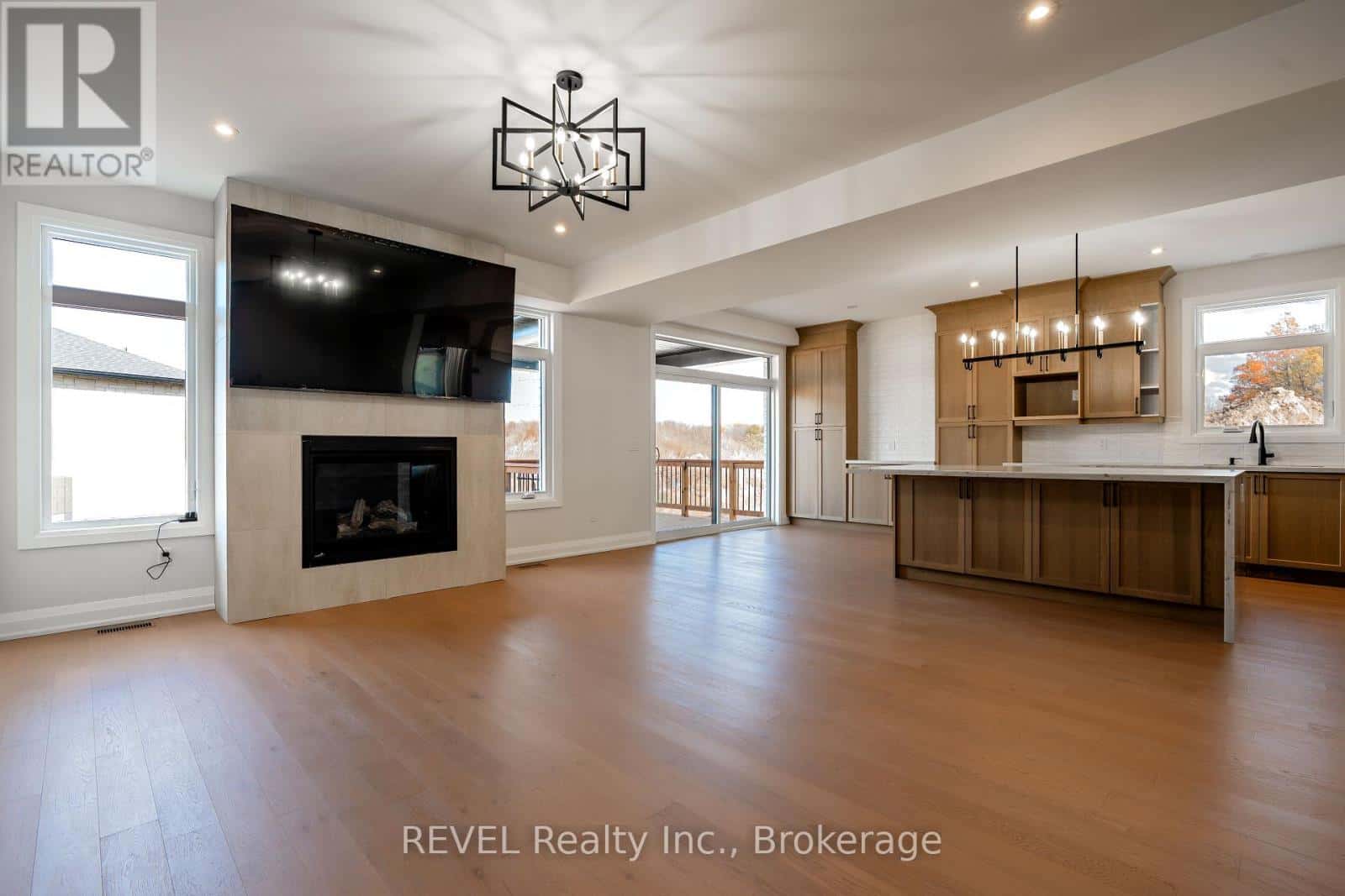 1186 UPPERS LANE — Thorold (Rolling Meadows), Ontario - Photo 4 of 16