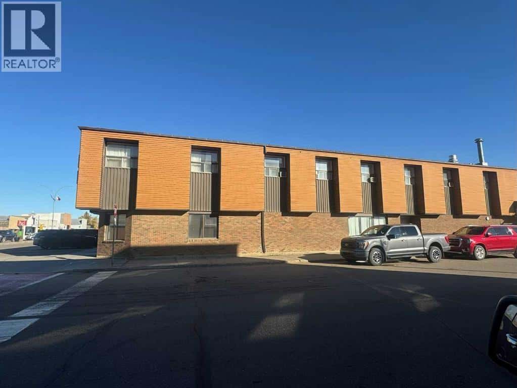 5003 50 Street — Provost, Alberta - Photo 2 of 37