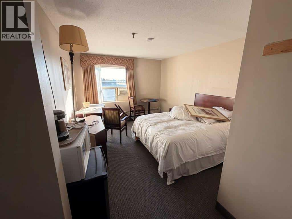 5003 50 Street — Provost, Alberta - Photo 3 of 37