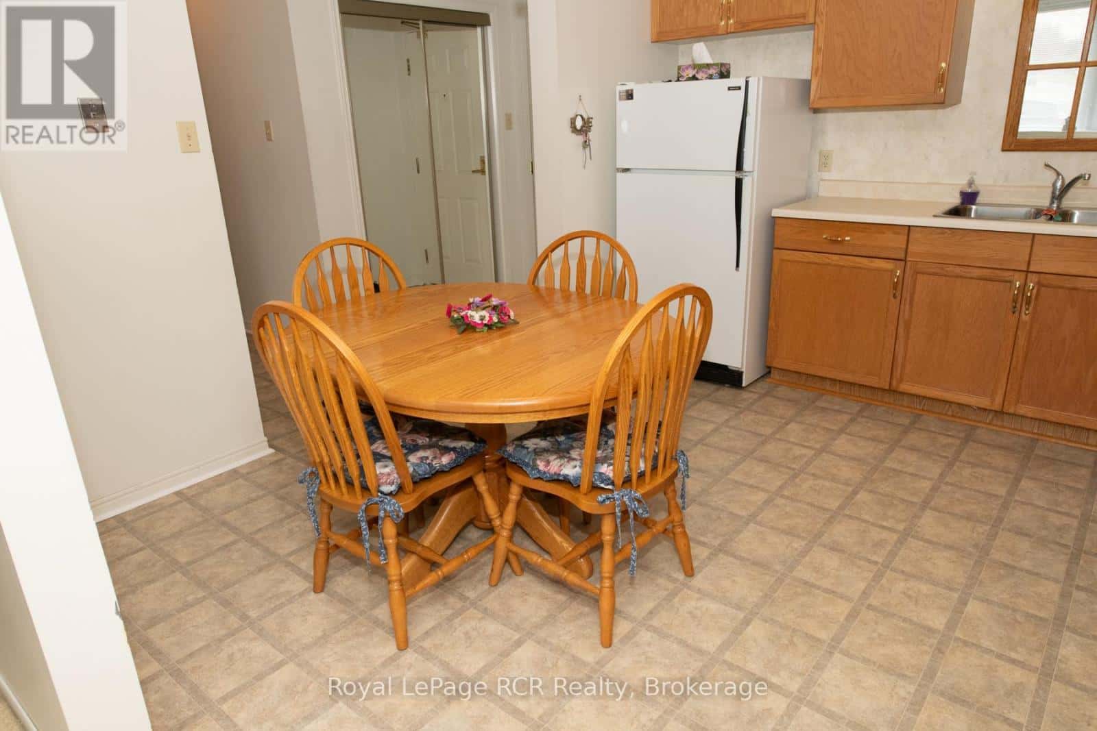 101 - 1-497 BIRMINGHAM ST WEST STREET W — Wellington North (Mount Forest), Ontario - Photo 4 of 32