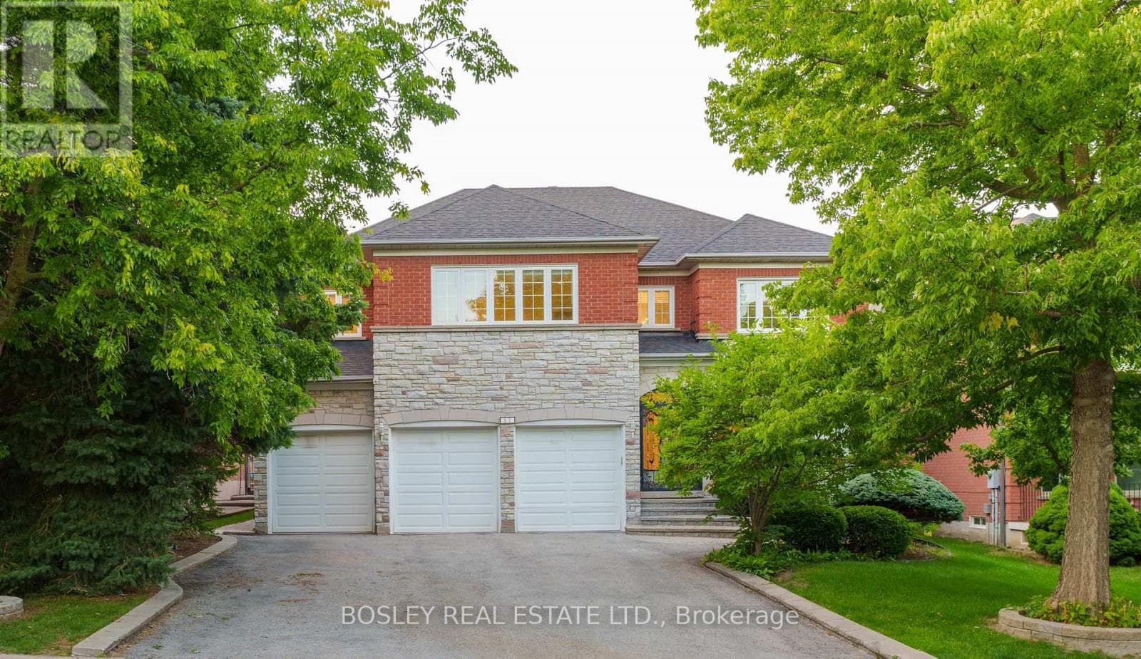 82 WOODSTONE AVENUE — Richmond Hill (Devonsleigh), Ontario - Main photo