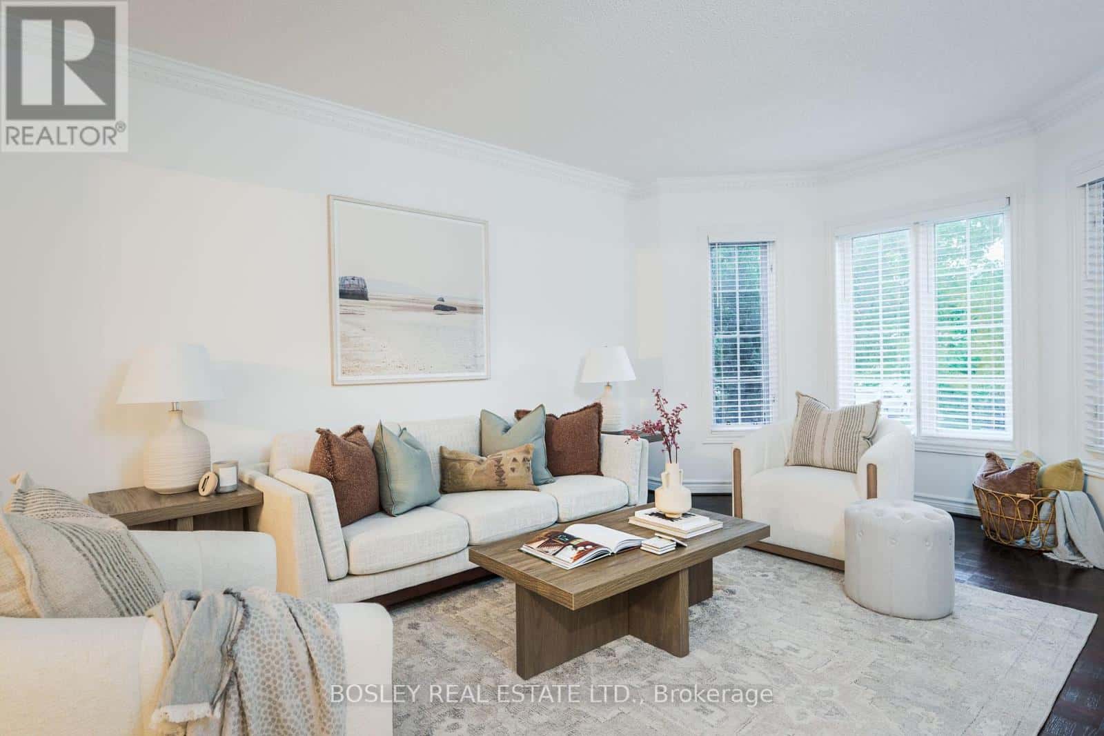 82 WOODSTONE AVENUE — Richmond Hill (Devonsleigh), Ontario - Photo 5 of 45