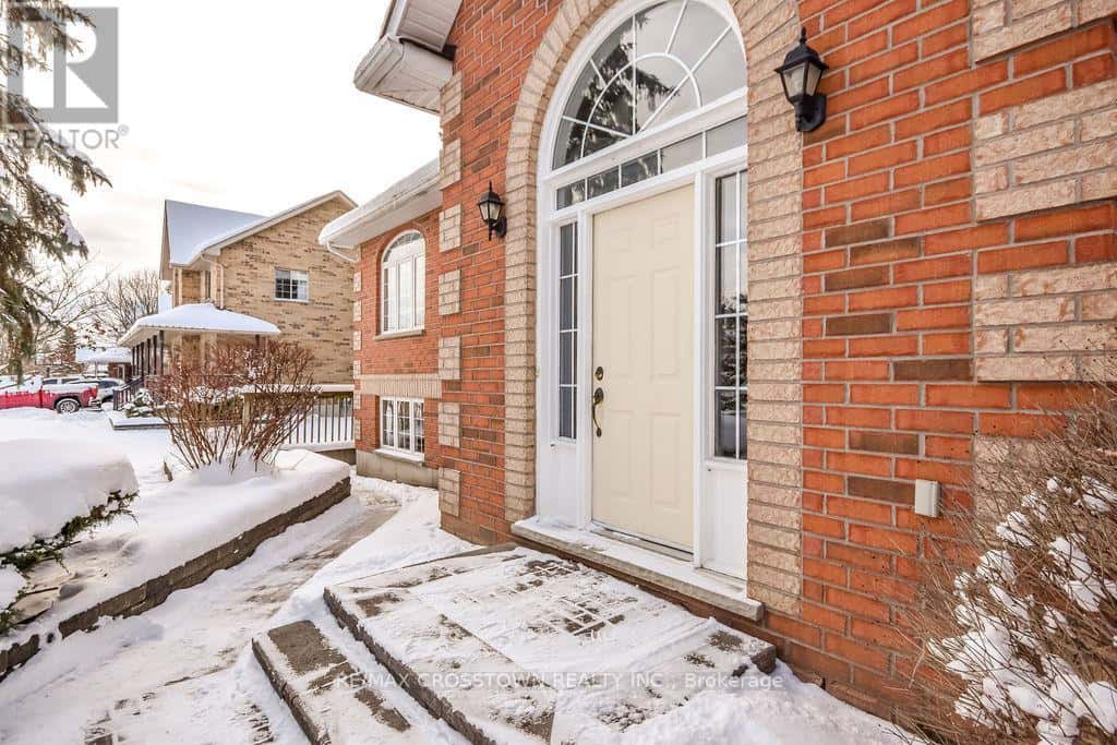 25 CUNNINGHAM DRIVE — Essa (Thornton), Ontario - Photo 5 of 43