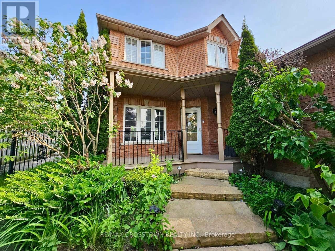 1 BLACK ASH TRAIL — Barrie (Ardagh), Ontario - Photo 2 of 40