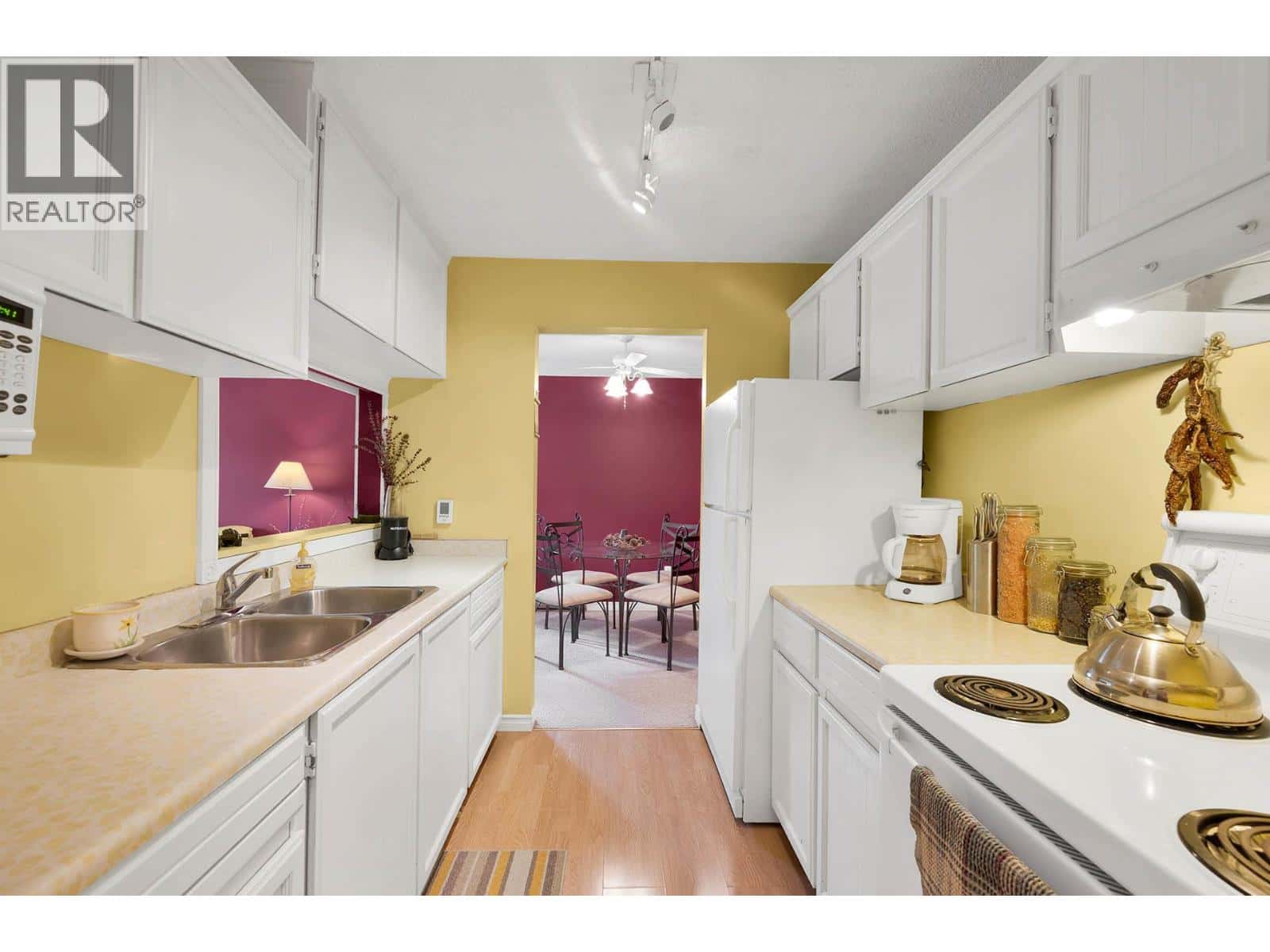 245 Park Drive Unit# 16 — Clearwater, British Columbia - Photo 4 of 36