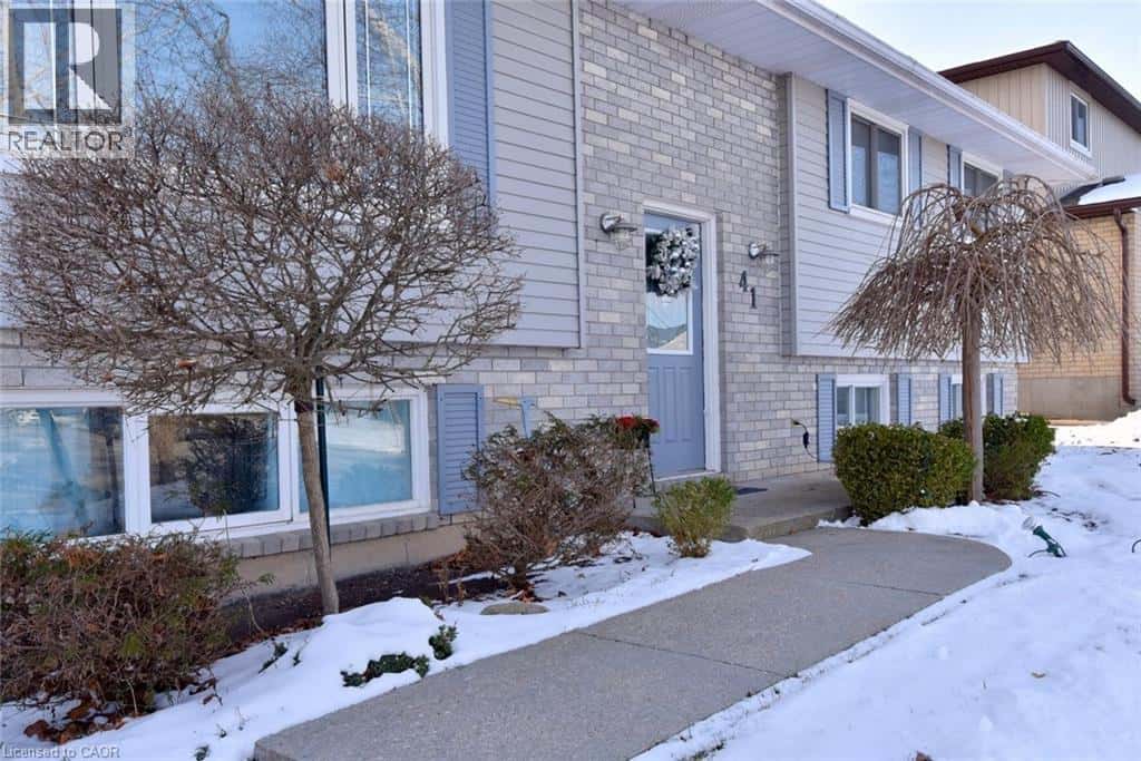 41 MERGL Drive — Port Dover, Ontario - Photo 3 of 35