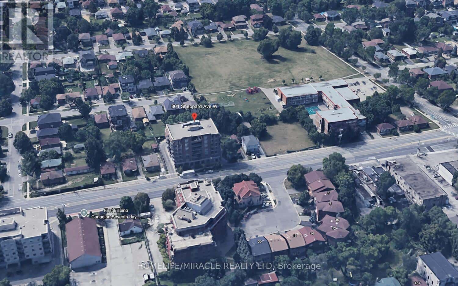 608 - 801 SHEPPARD AVENUE W — Toronto (Clanton Park), Ontario - Photo 3 of 32