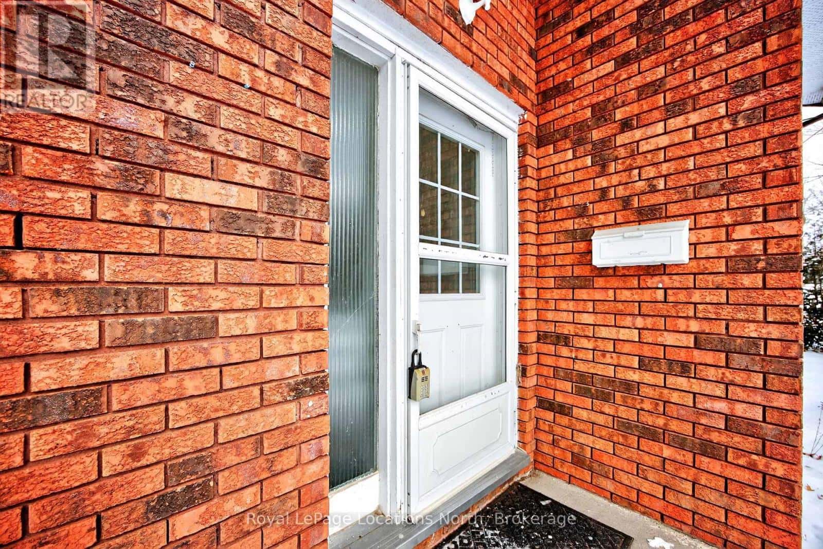 40 RUE VANIER — Tiny, Ontario - Photo 4 of 42