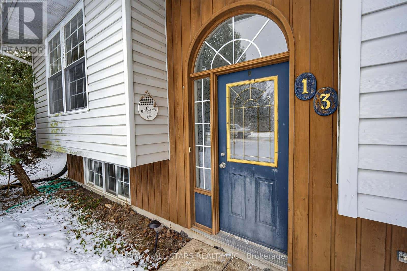 13 COLBORNE STREET N — Kawartha Lakes (Omemee), Ontario - Photo 3 of 29