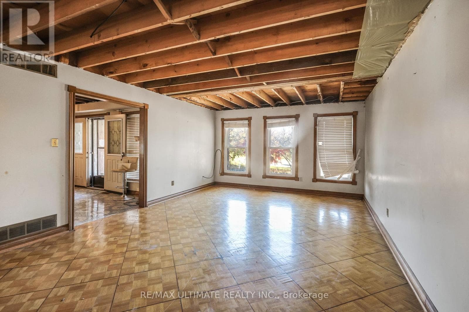 1010 RITSON ROAD N — Oshawa (Central), Ontario - Main photo